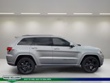 Used 2015 Jeep Grand Cherokee Altitude image 2