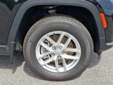 New 2025 Jeep Grand Cherokee L Laredo image 6