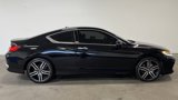 Used 2017 Honda Accord Touring image 2