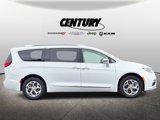 Used 2021 Chrysler Pacifica Limited w/ Premium & Safety Sphere Group image 2