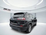 Certified 2021 Jeep Cherokee Latitude Lux w/ Comfort/Convenience Group image 3