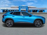 New 2025 Chevrolet Trax RS w/ Sunroof Package image 3