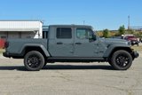 New 2025 Jeep Gladiator Sport image 3