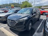 Used 2018 Hyundai Tucson SE w/ Cargo Package image 2