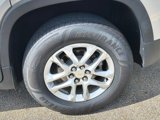 Used 2021 Chevrolet Traverse LS image 3