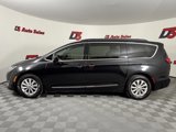 Used 2017 Chrysler Pacifica Touring-L image 3