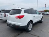 Used 2009 Chevrolet Traverse LT image 2