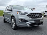 Used 2020 Ford Edge Titanium image 2