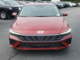Used 2024 Hyundai Elantra SEL image 2