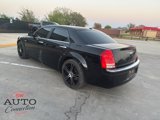 Used 2009 Chrysler 300 C image 5
