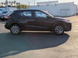 Used 2021 Nissan Kicks SV image 4