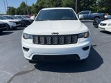 Used 2020 Jeep Grand Cherokee Altitude image 2