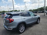 Used 2023 GMC Terrain SLT image 4
