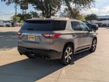 Used 2018 Chevrolet Traverse LT image 3