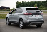 Used 2024 Ford Edge SEL w/ Convenience Package image 5