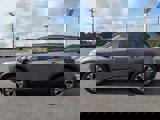Used 2023 Nissan Rogue SV image 2