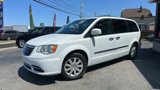 Used 2016 Chrysler Town & Country Touring w/ Driver Convenience Group image 3