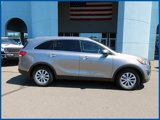 Used 2018 Kia Sorento LX image 2