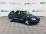Used 2005 Chrysler Town & Country Touring image 2