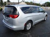 Used 2022 Chrysler Voyager LX image 5