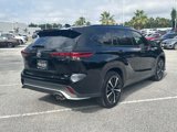 Used 2022 Toyota Highlander XSE image 4