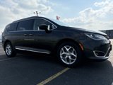 Used 2017 Chrysler Pacifica Touring-L w/ Tire & Wheel Group image 3