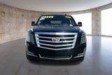 Used 2019 Cadillac Escalade Luxury image 3