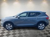 Used 2021 Volvo XC40 T5 Momentum image 5