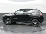 New 2025 Jeep Compass Limited image 2