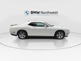 Used 2017 Dodge Challenger SXT image 5