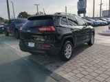 Used 2018 Jeep Cherokee Latitude Plus w/ Comfort/Convenience Group image 4