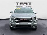 Used 2024 GMC Terrain SLT image 2
