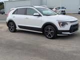 Used 2024 Kia Niro LX image 3