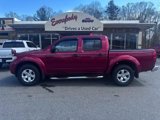 Used 2013 Nissan Frontier SV image 2