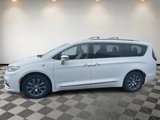 Used 2022 Chrysler Pacifica Pinnacle image 5