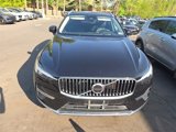 Certified 2022 Volvo XC60 B5 Inscription w/ Advanced Package image 2
