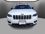 Used 2023 Jeep Cherokee Altitude Lux image 2