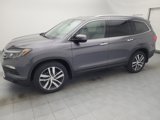 Used 2017 Honda Pilot Touring image 2