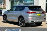 New 2025 Mitsubishi Outlander SEL image 6