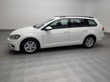 Used 2019 Volkswagen Golf SE image 2