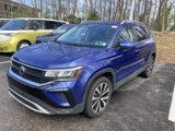 Certified 2022 Volkswagen Taos SE w/ Panoramic Sunroof Package image 3
