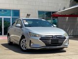 Used 2019 Hyundai Elantra SE image 2