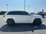 Used 2020 Jeep Grand Cherokee Altitude image 4