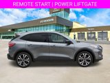 Used 2022 Ford Escape SE w/ SE Sport Appearance Package image 4