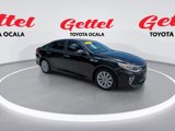 Used 2018 Kia Optima S image 2