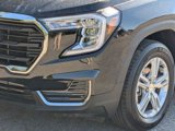 Used 2022 GMC Terrain SLE image 2