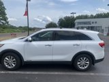 Used 2016 Kia Sorento LX image 2