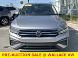 Certified 2024 Volkswagen Tiguan SE image 3