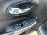Used 2017 Jeep Cherokee Altitude image 4