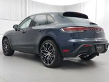 Certified 2023 Porsche Macan image 3